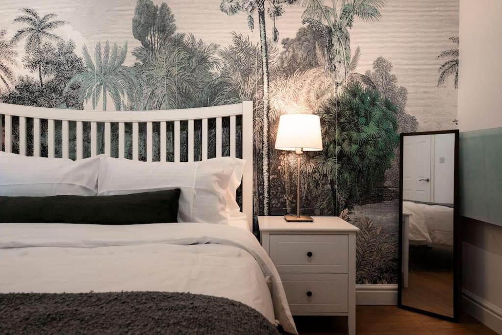 Holiday Home 2Br L 2Ba With Patio-Sleep 6 London Exterior foto